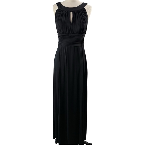 Elegant Black Sleeveless Maxi Dress